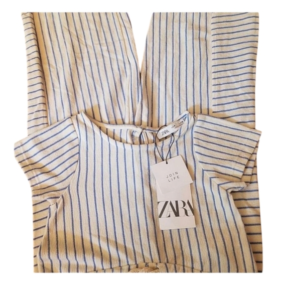 Little Girls Jumpsuit - Picture 2 of 4